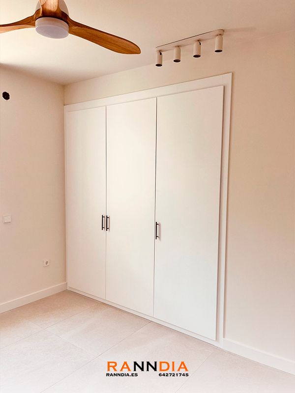 Armario a medida 16 en Vélez-Málaga