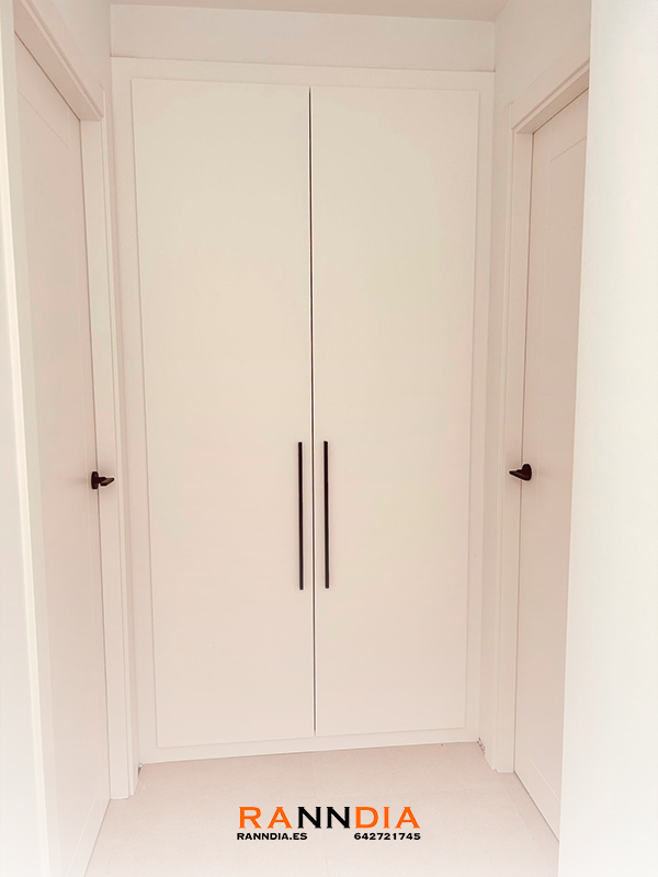 Armario a medida 18 en Vélez-Málaga